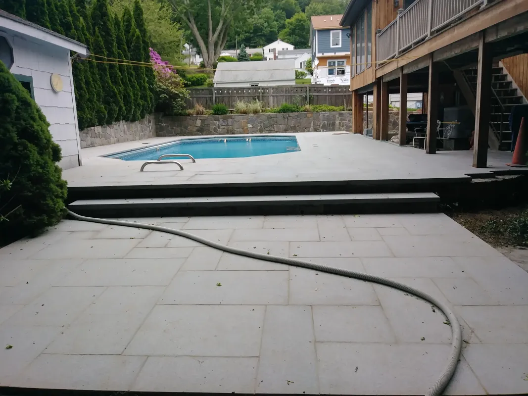 STONE PATIOS & WALKWAYS